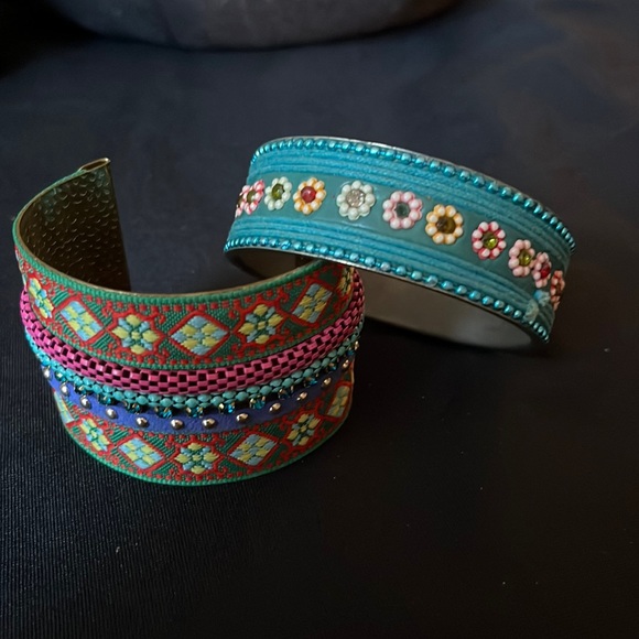 Vintage Jewelry - 🎉HP🎉 Mixed media pair of multicolored bracelets TY @caspen for the pick! 🎉❤️